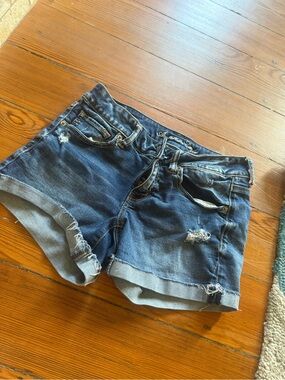 American Eagle Distressed Denim Shorts - Blue